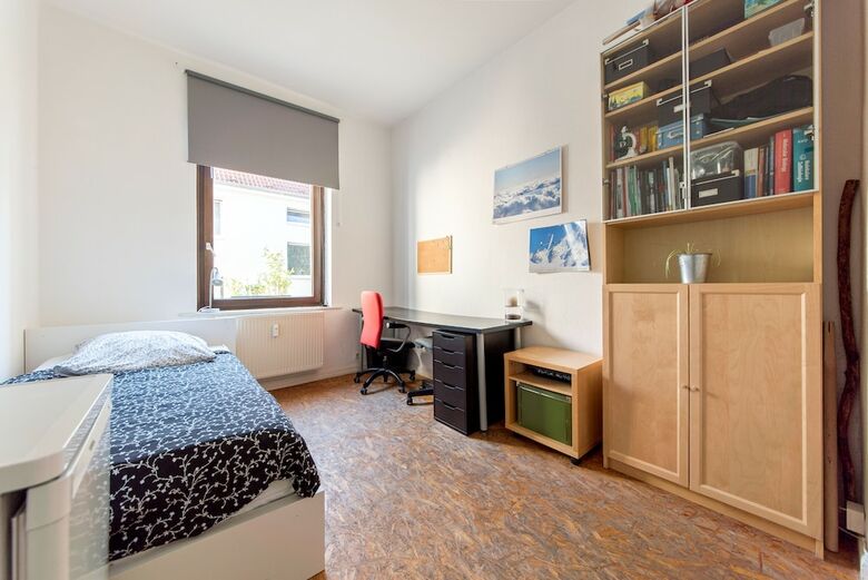 Hotel Private Room Warstra�e