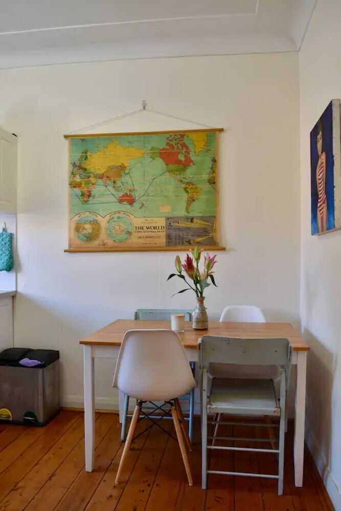 Bright Artist Apartment In Maroubra