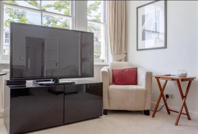 Elegant 2 Bedroom Earls Court Apartment