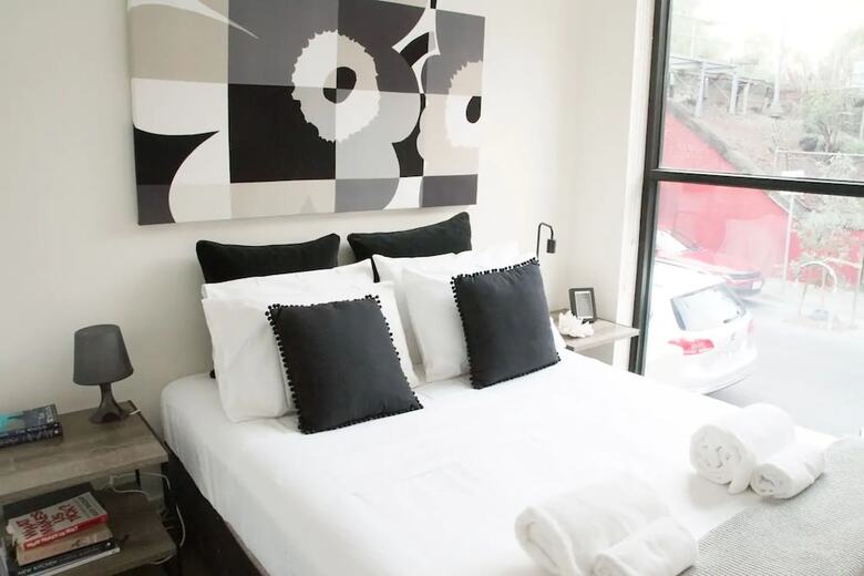 Charming 2 Bedroom Apartment In Richmond Close To Mcg