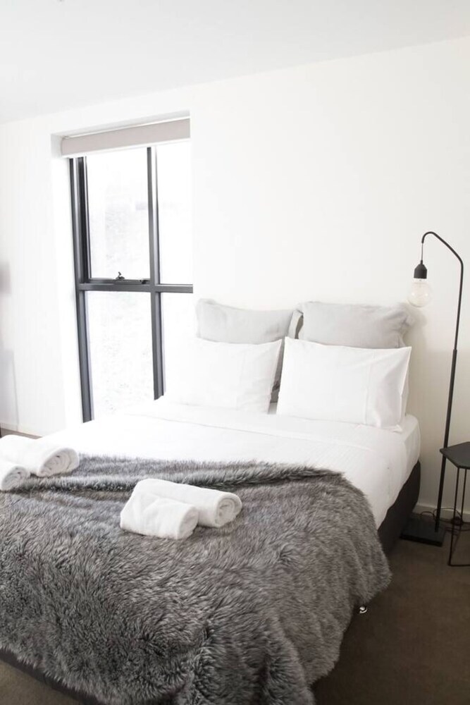 Charming 2 Bedroom Apartment In Richmond Close To Mcg