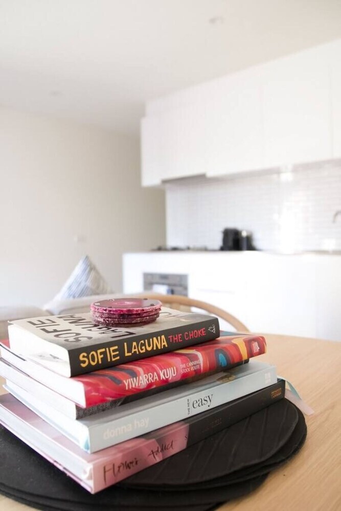 Charming 2 Bedroom Apartment In Richmond Close To Mcg