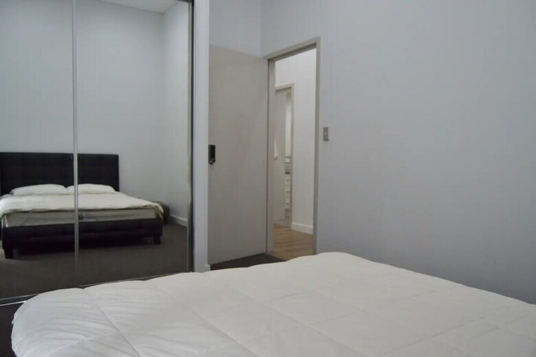Modern And Spacious 2 Bedroom Apartment In Ultimo