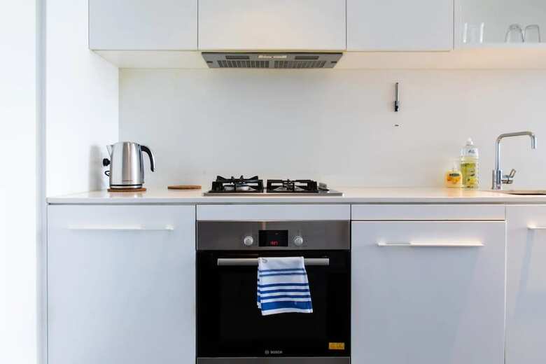 Modern 2 Bedroom Apartment In Melbourne's Southbank
