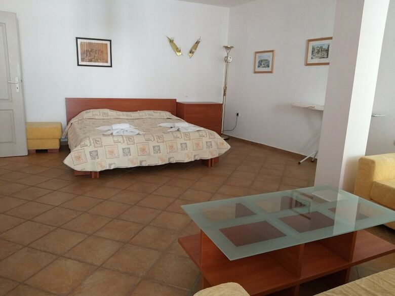 Aparthotel Aphrodite Apartments