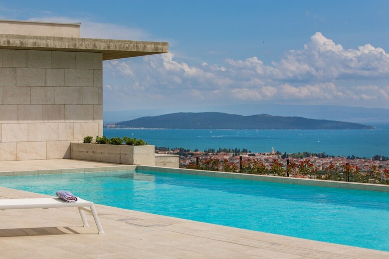 Villa Radun Home With Grand Heated Pool
