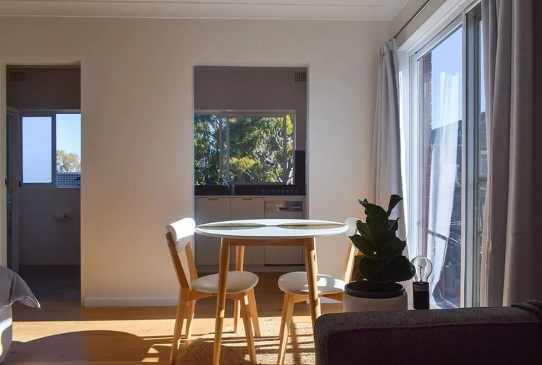Apartamentos Sun-drenched 1 Bed Studio Apt Newtown Parking