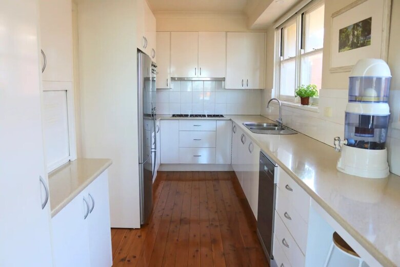 Apartamentos Spacious 4 Bedroom Seaside Gem