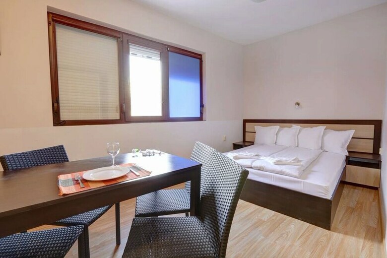 Aparthotel 1-st Line Izvora Hotel Golden Sands