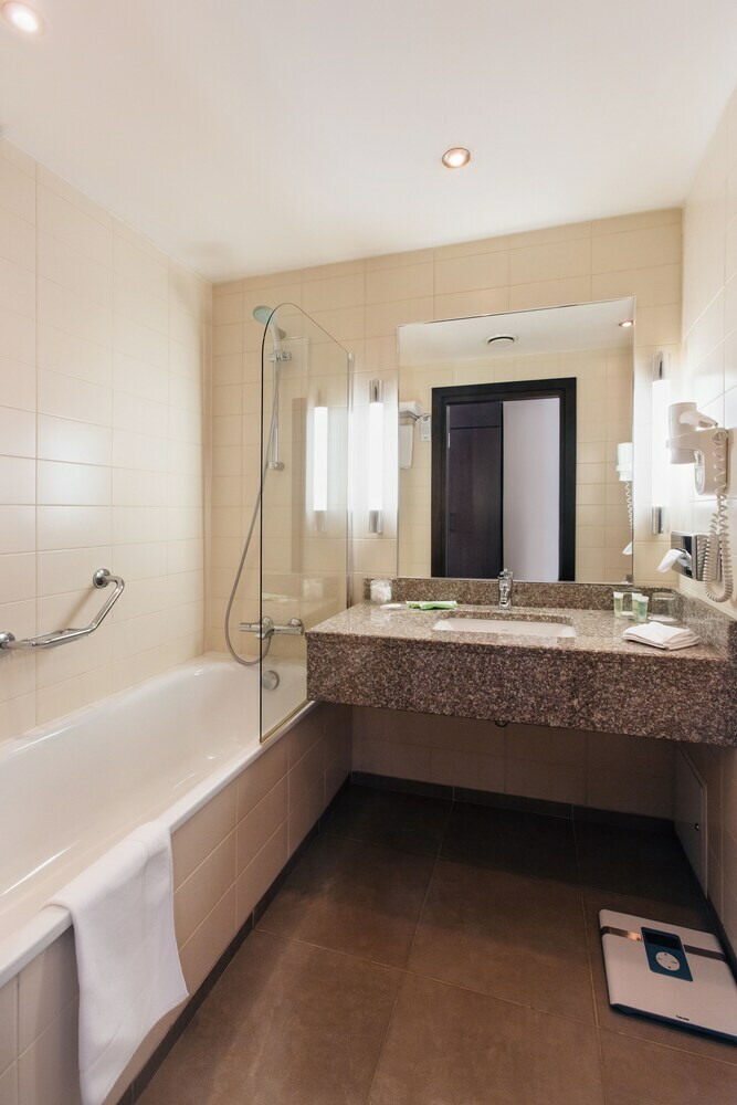 Hotel Courtyard By Marriott Irkutsk City Center
