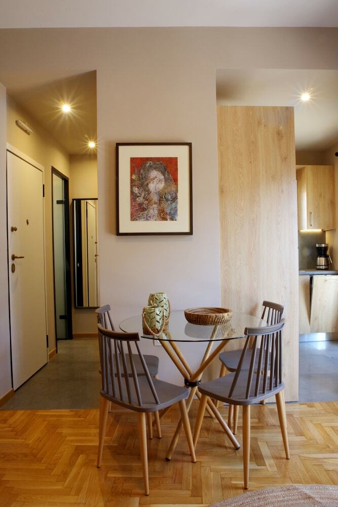 Absolute Athens Apartments