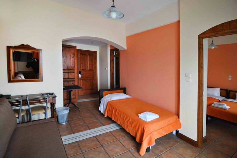 Golden View Beach Hotel