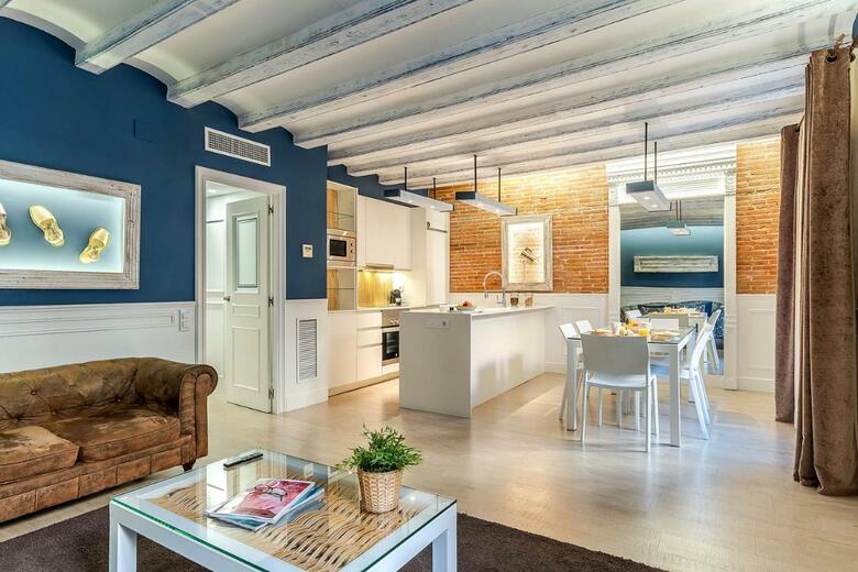 Enjoybcn Colon Apartments