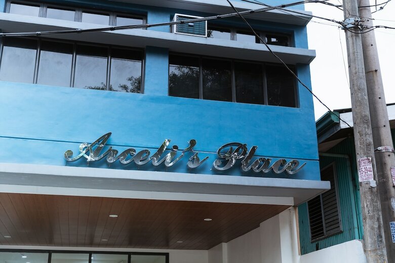 Hotel Arceli's Place