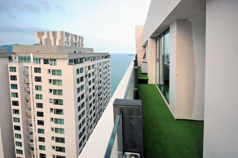 Aparthotel Holi Sky Homes By The Beach