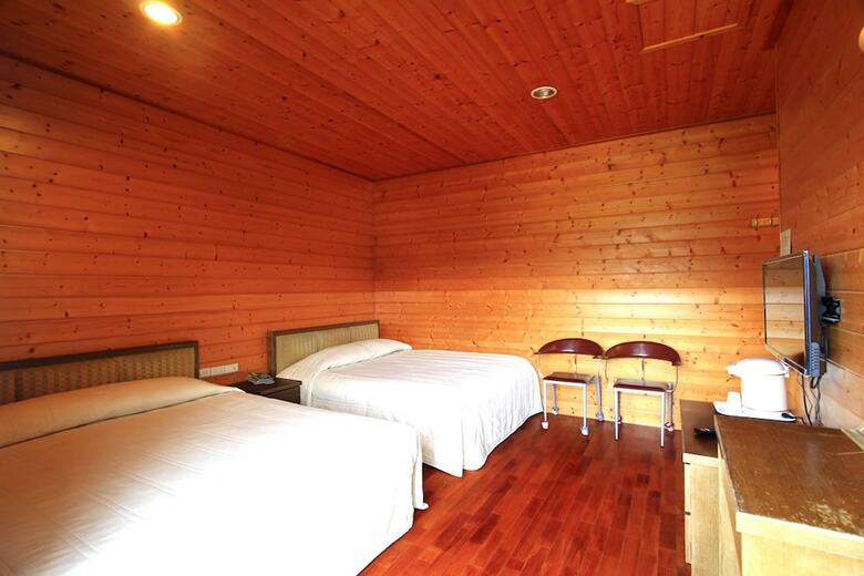 Bed & Breakfast Cingjing Farm Jenku Villa
