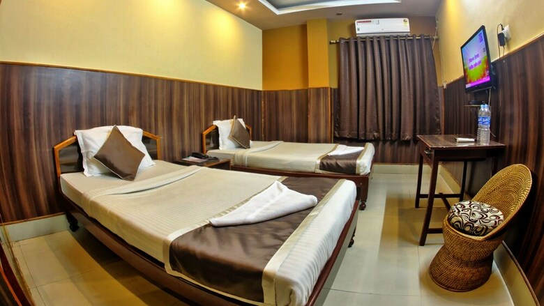 Hotel Om Shree Residency