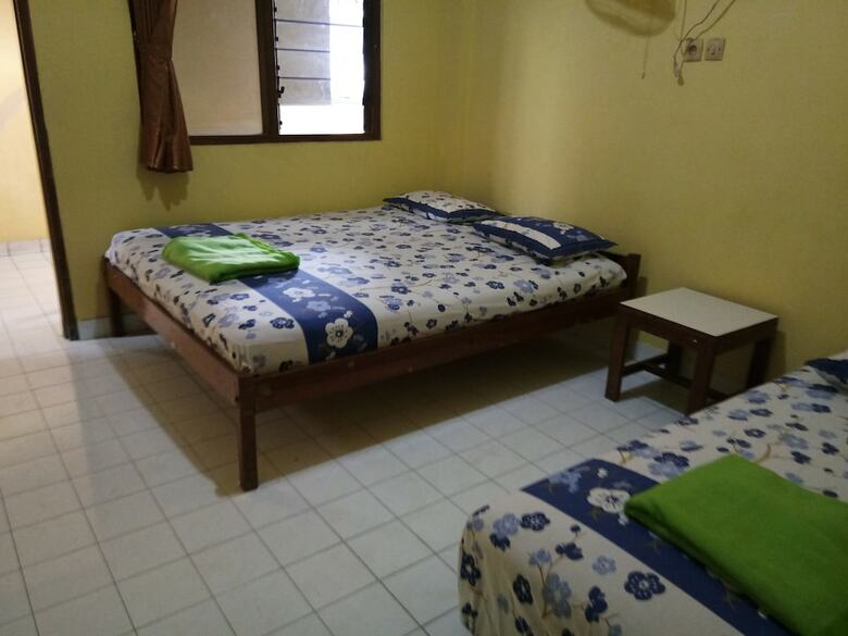 Hotel Prayogolama Guest House
