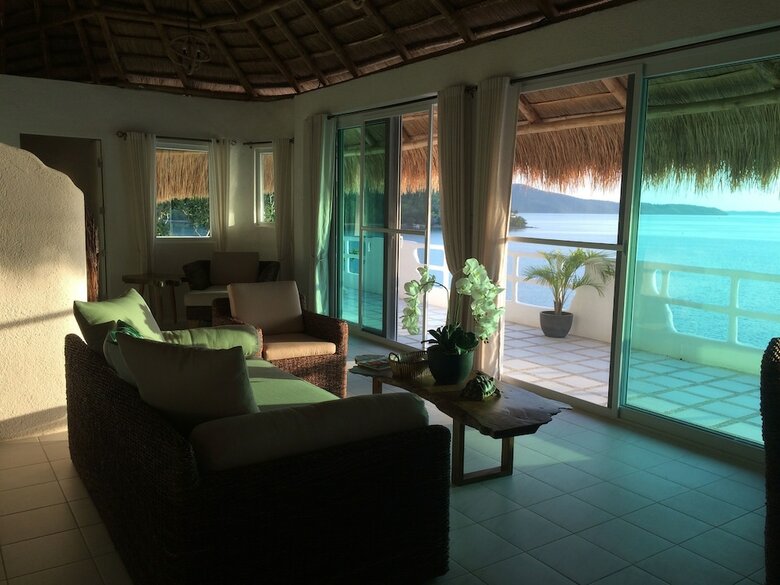 Hotel Pearl Bay Villas
