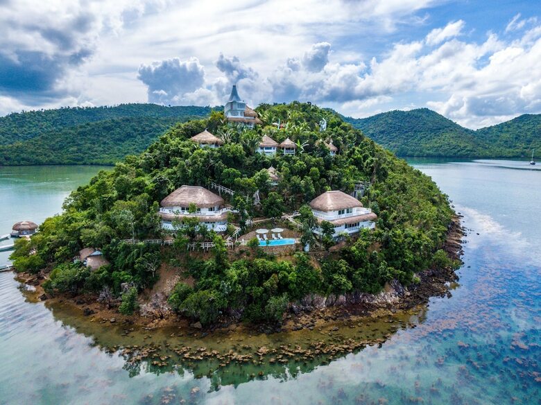 Hotel Pearl Bay Villas