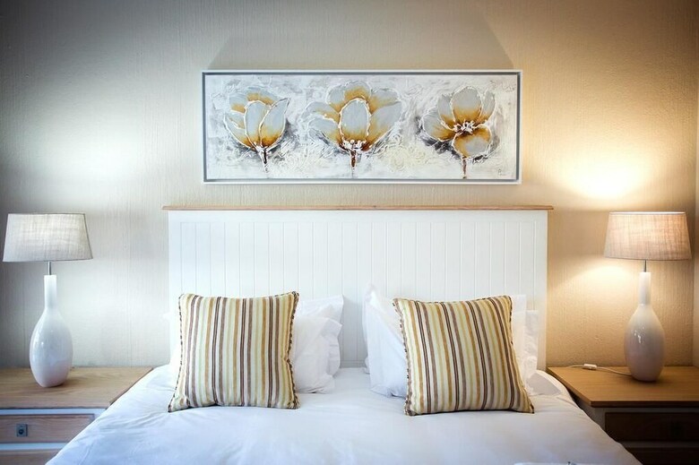 Hotel 7th Heaven Guesthouse