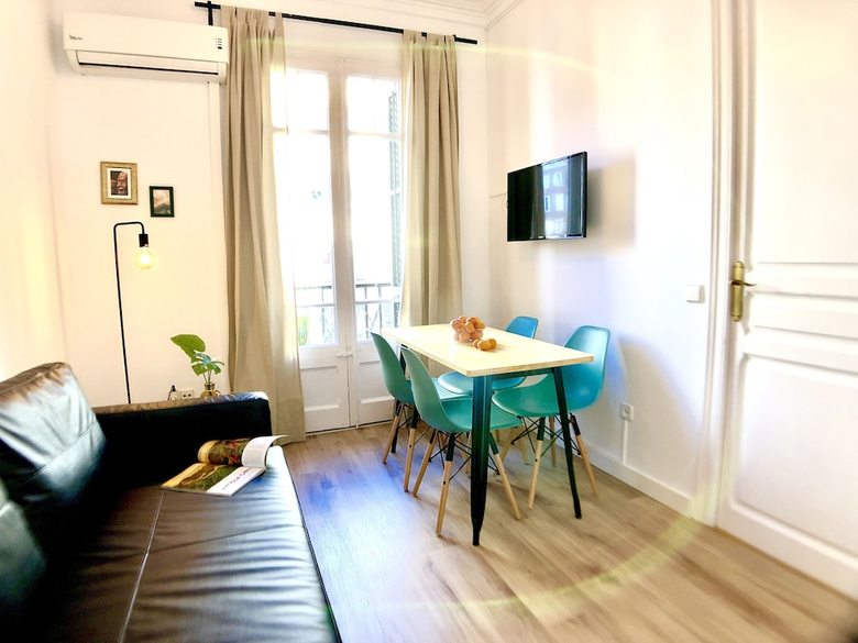 Apartment Sagrada Familia IV
