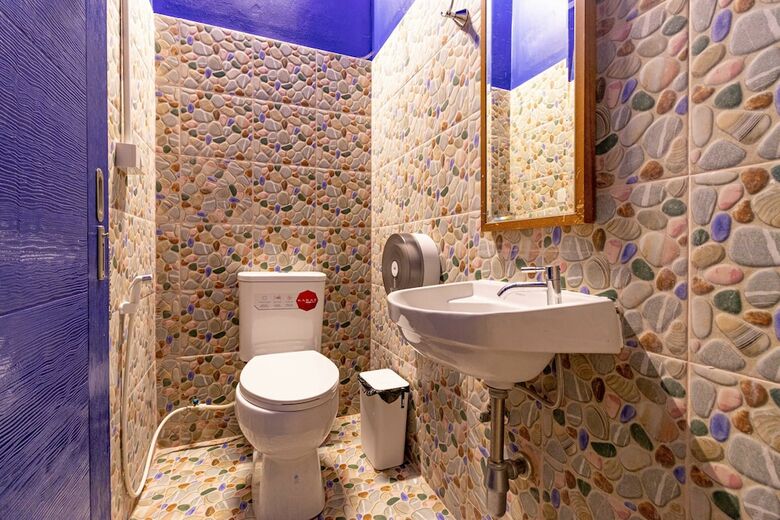 Hostal Moong Samyan Hostel And Gallery