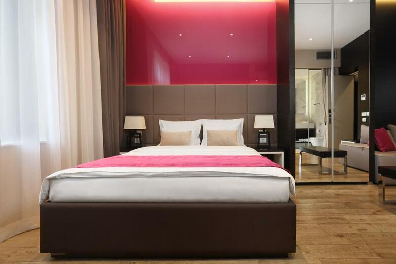 Hotel Maccani Black Luxury Suites