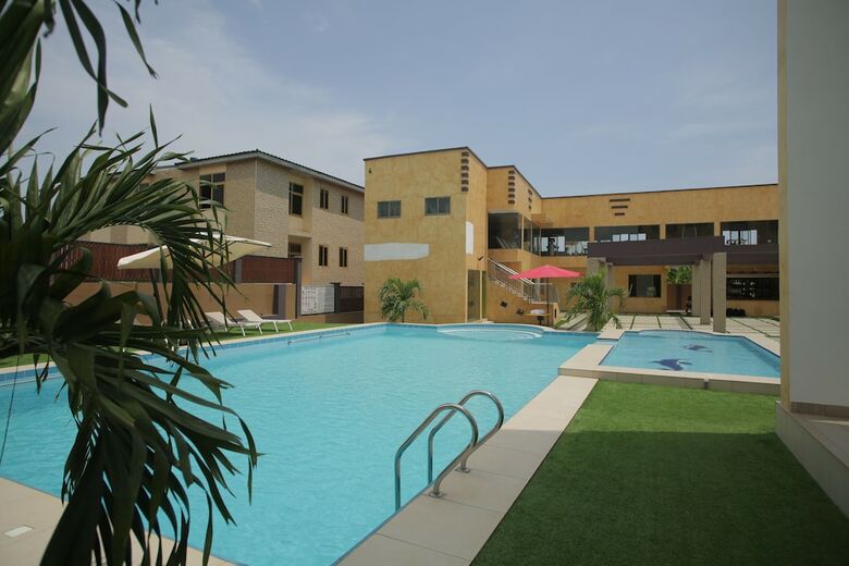 Cocktail And Dreams Hotel