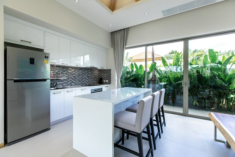 Modern 3br Villa With Private Pool & Bbq