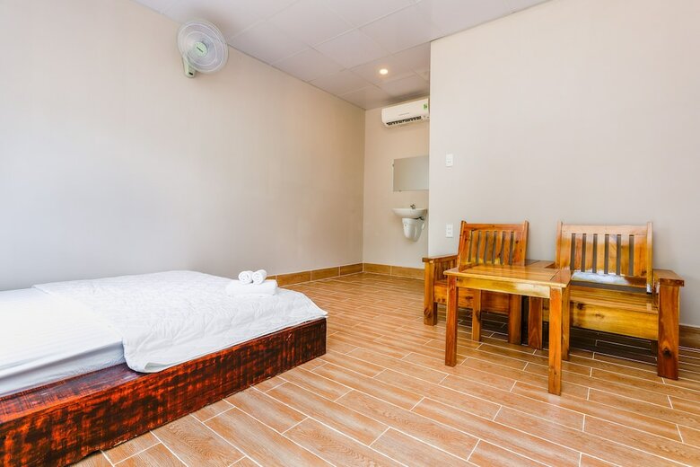 Hotel Local Beach Phu Quoc