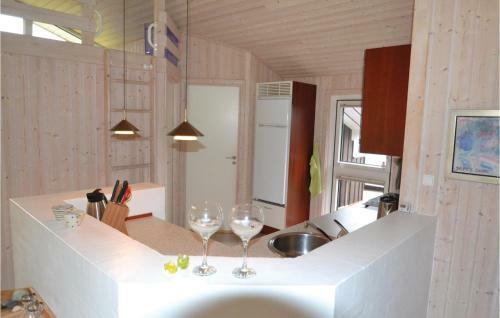 Holiday Home Sarasvej L�kken