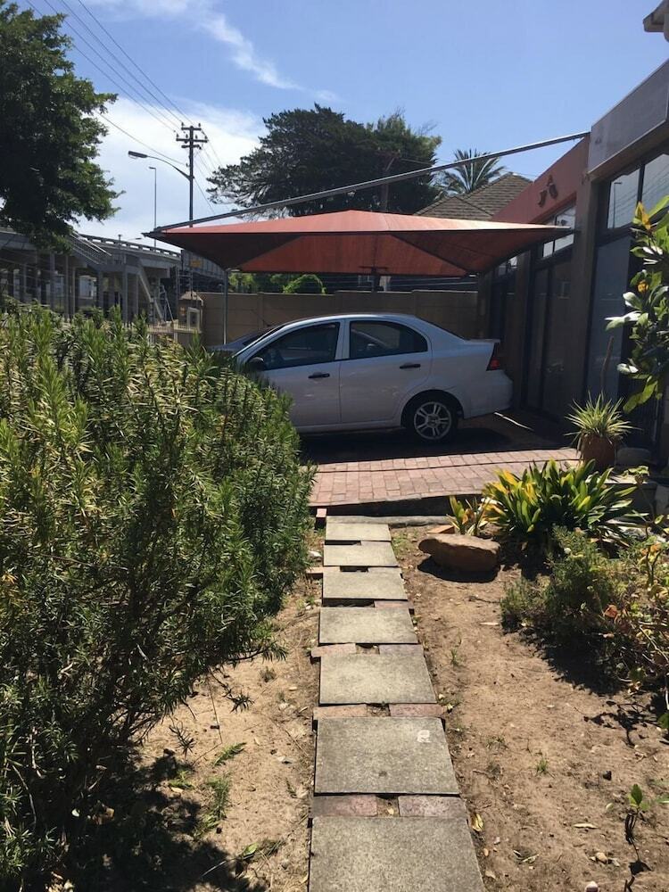 Hotel Karibu Guesthouse