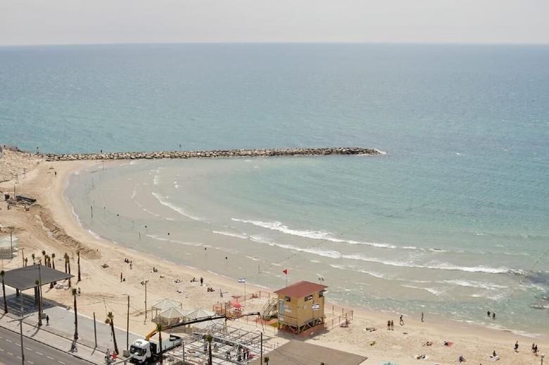 La Mer Apartment