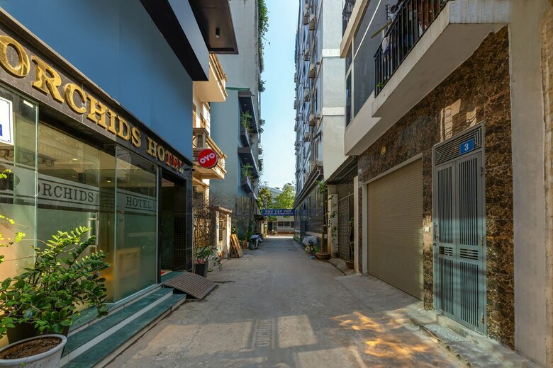 Oyo 1025 Orchids 2 Hotel