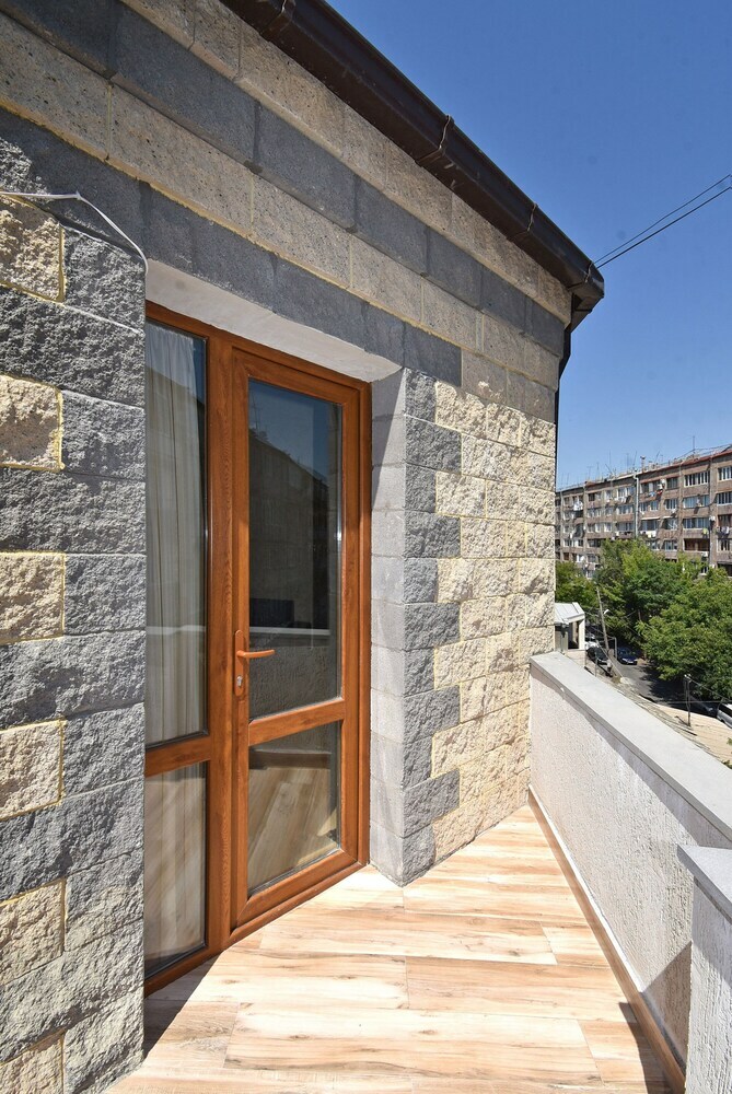 Luxury Apartments And Studios In New Building