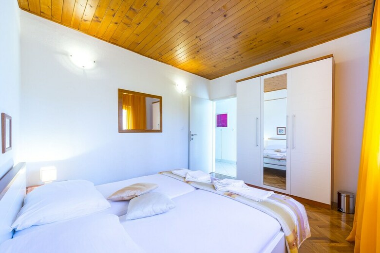 Holiday Home Ore-beach