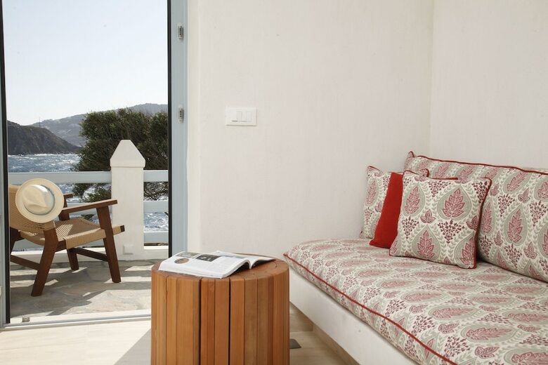 Hotel Belvedere Waterfront Villa & Suites