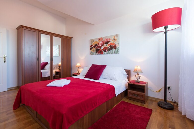 Cozy Stay Apartments