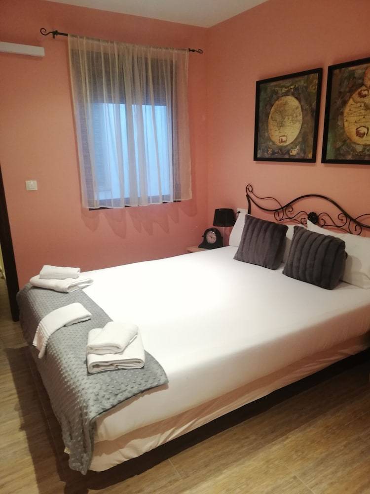 Apartamentos Arco de Las Descalzas