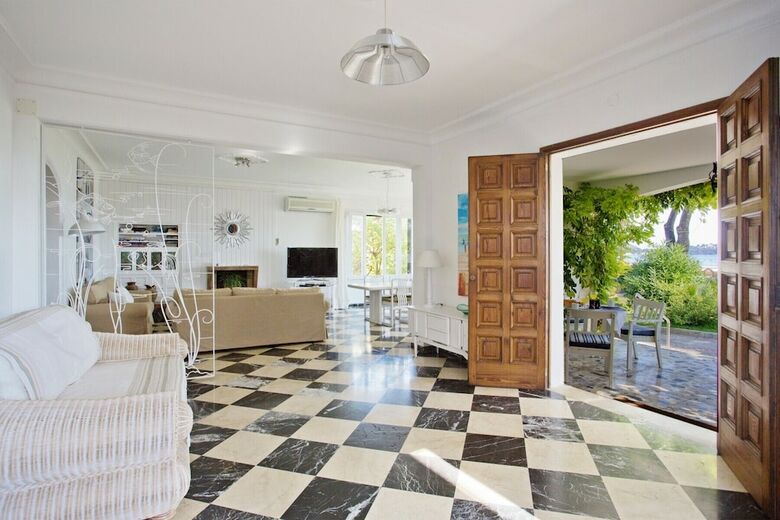 Apartamentos Casa Del Mar
