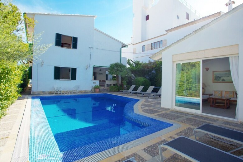 Apartamentos Casa Del Mar
