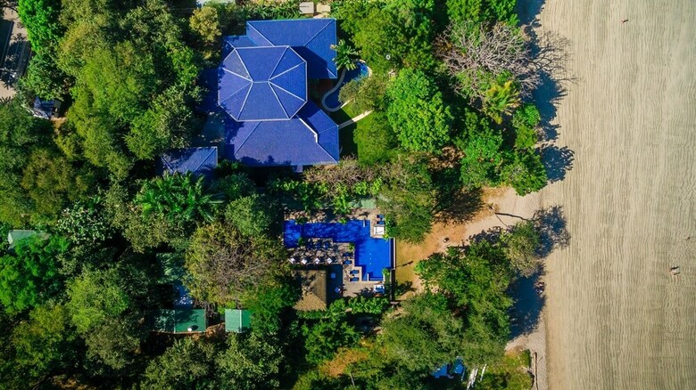 Jet Luxury At Langosta Beachresortvillas