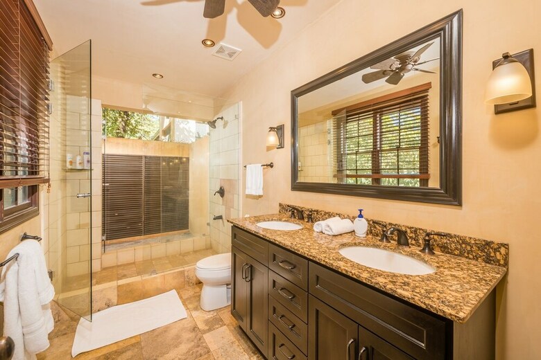 Jet Luxury At Langosta Beachresortvillas
