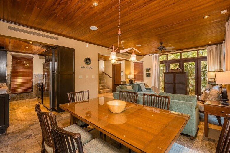 Jet Luxury At Langosta Beachresortvillas