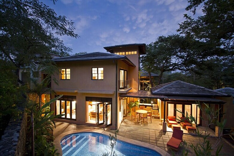 Jet Luxury At Langosta Beachresortvillas