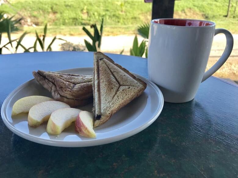 Hostal Indiana Cafe And Beds