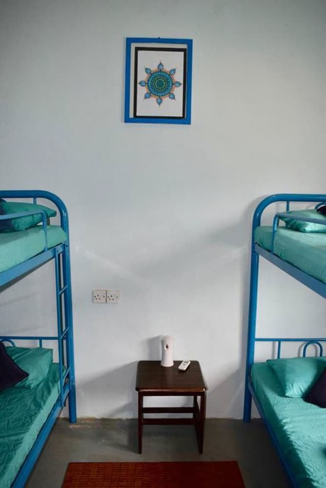 Hostal Indiana Cafe And Beds