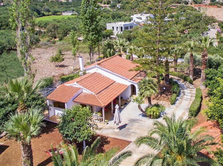 Gal House-with Swimming Pool