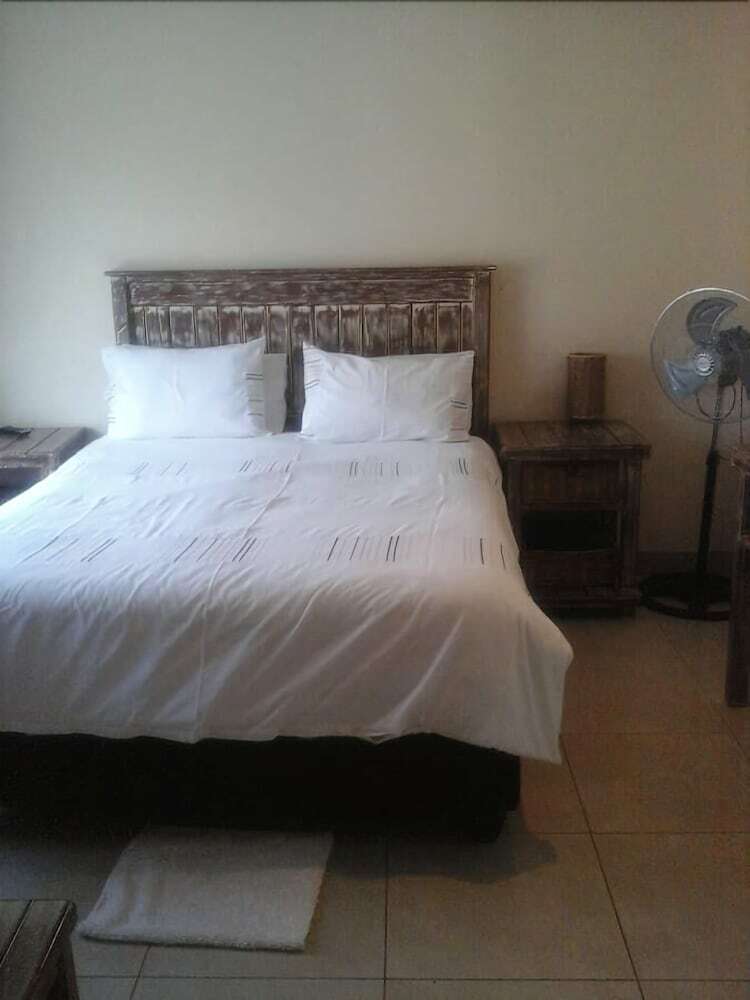 Hotel Koiketla Guesthouse